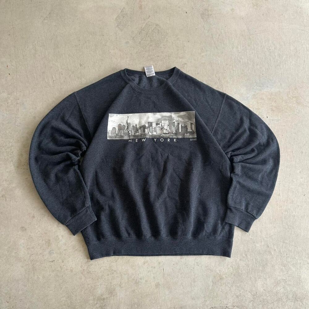 Vintage New York City Graphic Crewneck Sweatshirt